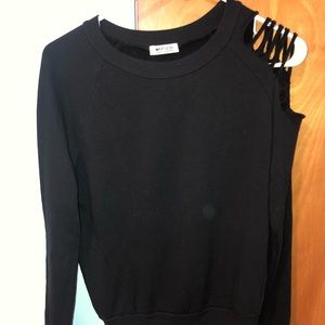 LA MADE sweater with cool cut outs on left arm